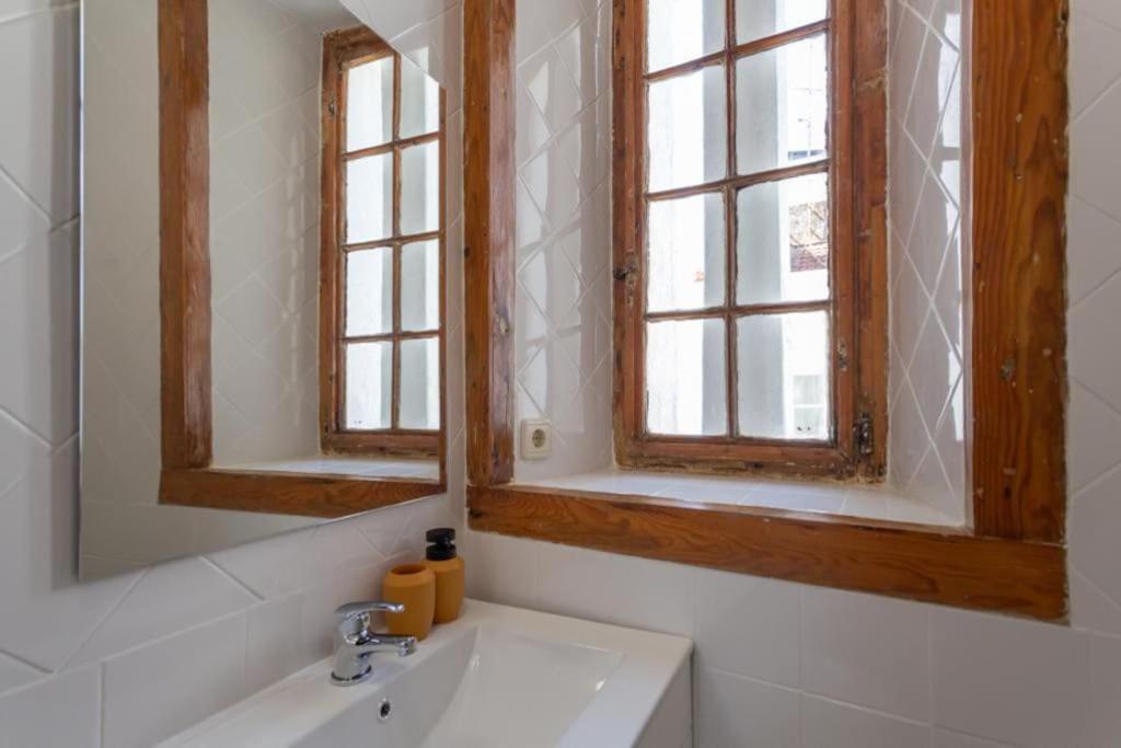 Loft Mouraria Apartment Lisboa Екстериор снимка
